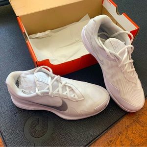 Nike women’s Zoom Vapor Pro HC size 9